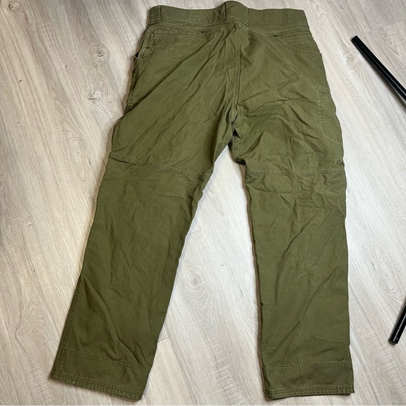 Men’s Cabela's Outdoor Olive Green Hiking Cargo Pants Sz 40x32 - Picture 1 of 9